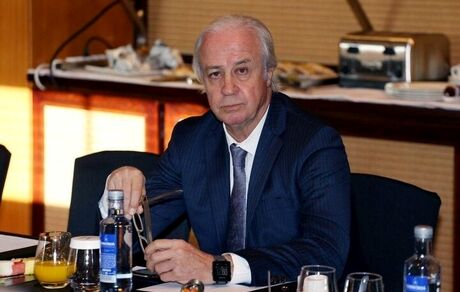 رئیس موقت باشگاه بارسلونا انتخاب شد