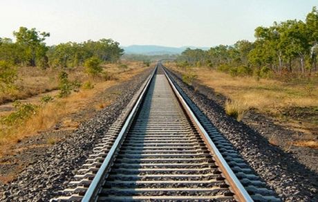 پایان عملیات ریل‌گذاری راه‌آهن قزوین-زنجان 