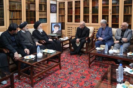 رئیس جمهور: برخی جریان‌ها هم سنگ اندازی می‌کنند هم تهمت می‌زنند