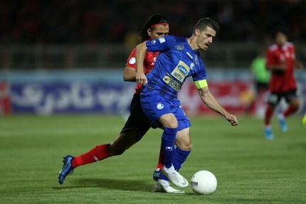 عکس| کاپیتان استقلال تولد اسطوره پرسپولیس را تبریک گفت