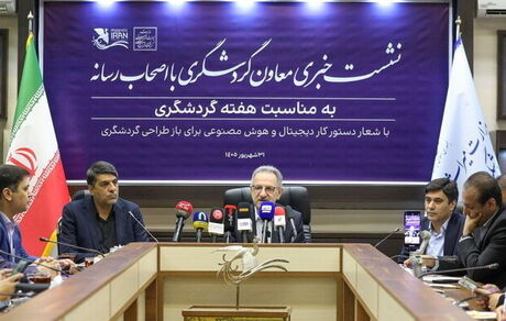 معاون گردشگری: توقع ما از چین و روسیه بیشتر از این است / سفر کارت تا ۵۰۰ میلیون تومان اعتبار دارد