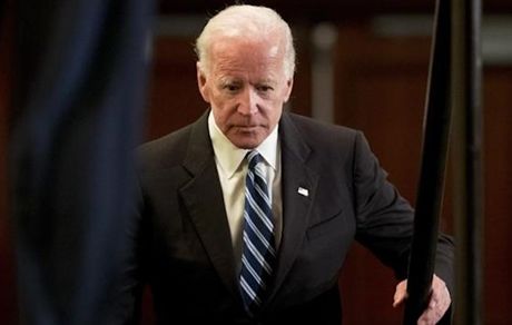  از نظر اکثر آمریکایی‌ها، بایدن هیچ‌کاره‌ است و دیگران کشور را اداره می‌کنند