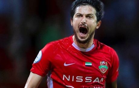 سردار تیمش را صدرنشین کرد