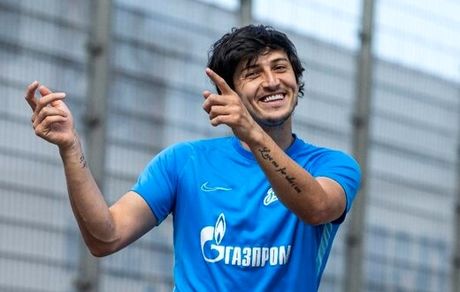 افتخاری دیگر برای سردار آزمون/ عکس