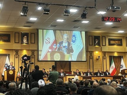 پزشکیان: اگر برای ایران و کشور دل‌مان می‌سوزد باید از اختلافات دست برداریم و با هم باشیم