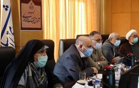 کمیسیون آموزش بدنبال اینترنت رایگان برای دانش آموزان، معلمان و مدارس
