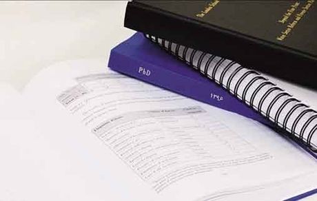 قیمت هر پایان‌نامه از ۲ تا ۷ میلیون تومان/ ماجرای اساتیدی که بازار «پایان‌نامه»‌فروش‌ها را گرم می‌کنند!