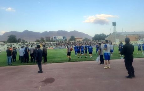 درگیری و کتک‌کاری، بازی لیگ دسته یک را نیمه تمام باقی گذاشت