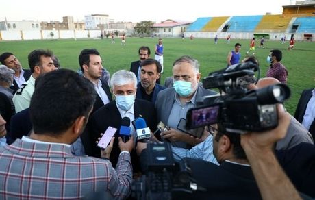 وزیر ورزش از ادامه حضور بانوان در ورزشگاه‌ها خبرداد