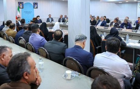 حفظ هویت و فرهنگی غنی کردستان مهمترین مسئولیت اهالی فرهنگ و هنر استان