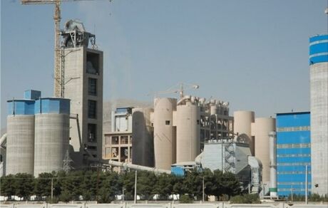 آغاز قطع برق کارخانجات فولاد و سیمان برای تامین نیاز مصارف خانگی