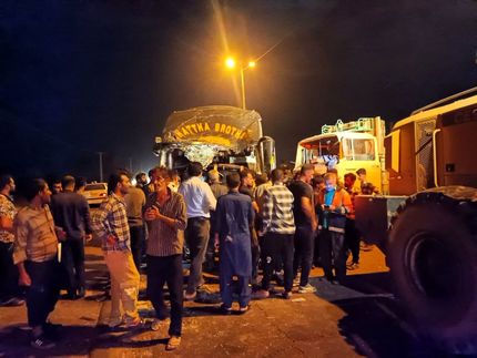 تصادف اتوبوس زائران پاکستانی با کامیون در استان کرمان