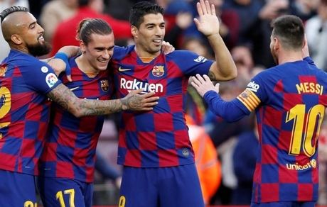  بارسلونا آلاوس را در هم کوبید