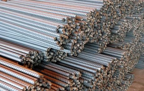 کشف صدها تن میلگرد احتکار شده در اردبیل