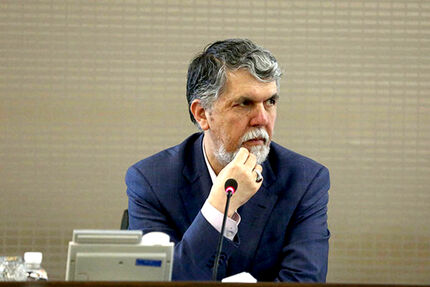 صالحی: ایران با رنگین‌کمان زبان و اقوام‌، ماندگار و زیباست