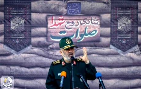 فرمانده کل سپاه: آقای ترامپ از انتقام ما شک نکنید