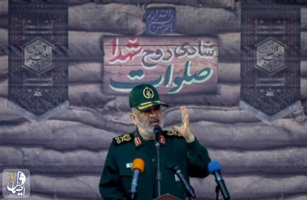 فرمانده کل سپاه: آقای ترامپ از انتقام ما شک نکنید