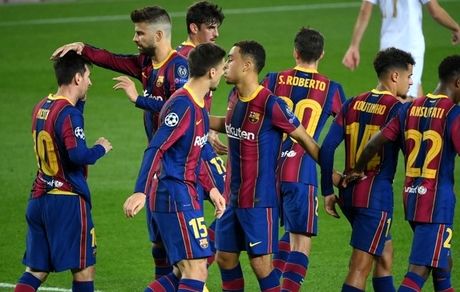 ۳ بازیکن بارسلونا واگذار می‌شوند