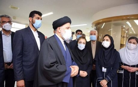 تاکید رییسی بر پیگیری مطالبات پرستاران