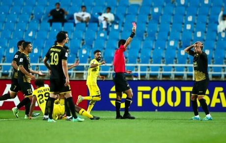 لیگ قهرمانان آسیا: شانس صعود سپاهان به حداقل رسید