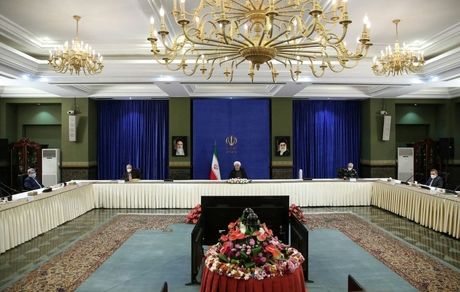 رئیس‌جمهور: مردم با ماسک و بدون روبوسی عید دیدنی کنند