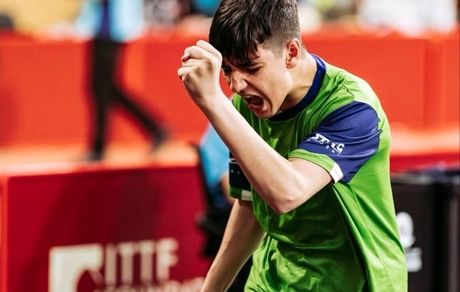 سپاهان قهرمان نیم فصل نخست لیگ برتر تنیس روی میز شد