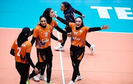 آیا تیم والیبال بانوان سایپا هم منحل می‌شود؟