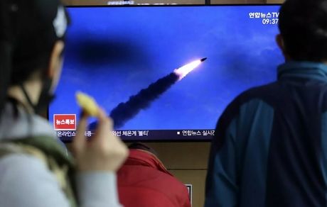 یک بار دیگر کره شمالی آزمایش موشکی انجام داد / ژاپن اعتراض کرد
