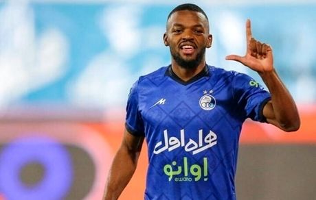 بازیکن فرانسوی استقلال، فصل را از دست داد