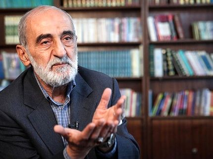 انتقاد از حسین شریعتمداری/ شهامت داشته باشید وضعیت کشور در سال‌های ۹۴ تا ۹۶ را مرور کنید