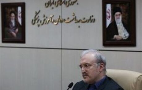 نمکی از روسا و سرپرستان دانشگاه‌های علوم پزشکی کشور قدردانی کرد