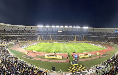 سپاهان کامبک خورد / برد الهلال مدیون کارت قرمز VAR