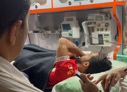 وضعیت نگران کننده ستاره پرسپولیس/ امیری با آمبولانس راهی تهران شد!