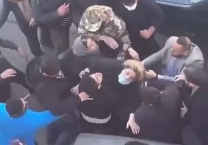 منابع آگاه: بازداشت چند نفر در خصوص رفتار زشت و خشن با یک مادر