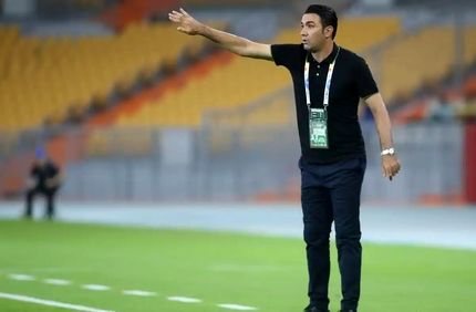 نکونام سرمربی استقلال ماند
