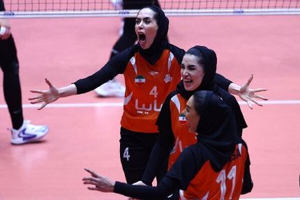 فینال لیگ برتر والیبال بانوان بین خودروسازان شد