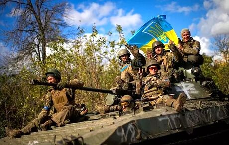نیروهای روسیه از لوهانسک هم عقب نشینی کردند