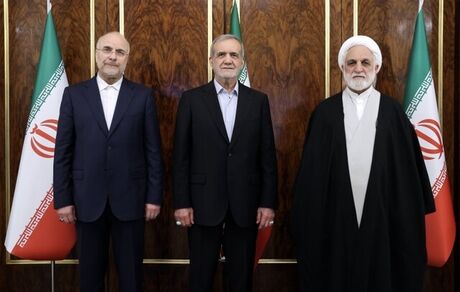 پیام مشترک روسای سه قوه برای حل مشکلات مردم