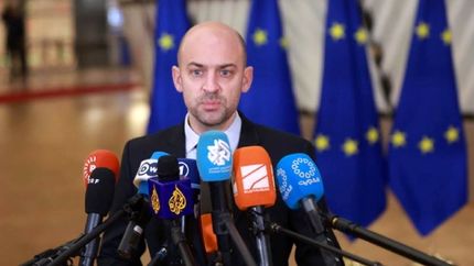 فرانسه از تحریم‌های جدید اتحادیه اروپا علیه ایران مقام‌ها و سپاه خبرداد