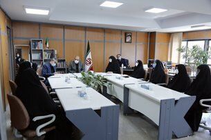 خانواده در شرایط کنونی بیش از هر زمان دیگر مورد حمله دشمنان ملت قرار گرفته است