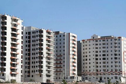 آغاز فروش متری مسکن در بورس کالا از نواب هلال احمر