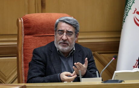 وزیر کشور: ۴۰، ۴۵ نفر یعنی حدود ۲۰ درصد از کشته‌شدگان آبان با سلاح غیرسازمانی شهید شدند
