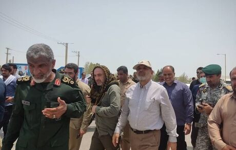  وزیر کشور: اتصال آب و برق مناطق زلزله زده هرمزگان در حال انجام است