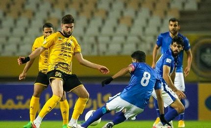 برد سپاهان و فولاد خوزستان در آغاز لیگ برتر فوتبال در سال جدید