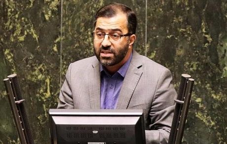 سازمان اداری و استخدامی کشور برنامه‌ای جهت تبدیل وضعیت کارکنان و تعیین تکلیف شرکت‌های طرف قرارداد دولت تهیه کند