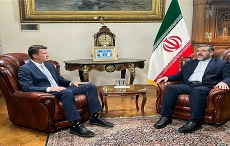 ویزای گروهی برای گردشگران ایران و روسیه حذف می‌شود