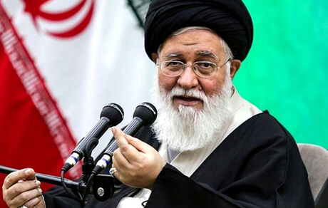 علم‌الهدی: برخلاف کشورهای دیگر، ما آغاز جنگ را جشن می‌گیریم نه پایان آن را