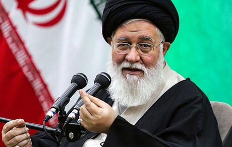 علم‌الهدی: برخلاف کشورهای دیگر، ما آغاز جنگ را جشن می‌گیریم نه پایان آن را