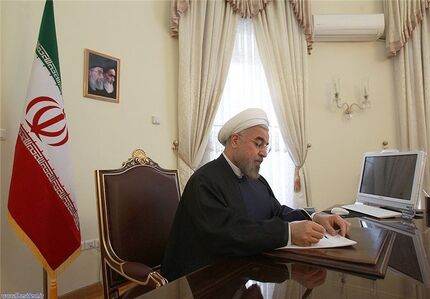 روحانی: بسیج همگانی ملت و دولت را برای مقابله با موج سوم کرونا در کشور اعلام می‌کنم