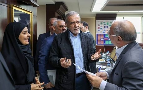 رئیس جمهور از وزارت راه و شهرسازی بازدید کرد